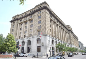 The Canadian Coast Guard Central and Arctic Regional Headquarters is located at 105 McGill Street, in Montréal.